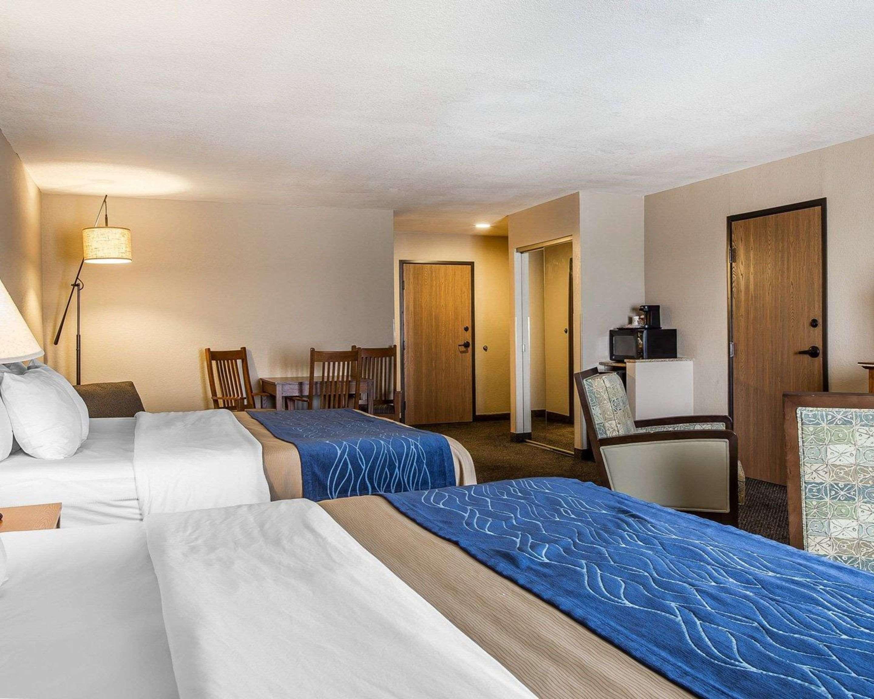 Comfort Inn & Suites Блу-Ридж Экстерьер фото