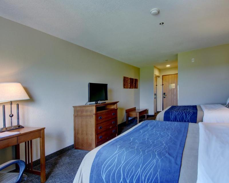 Comfort Inn & Suites Блу-Ридж Экстерьер фото